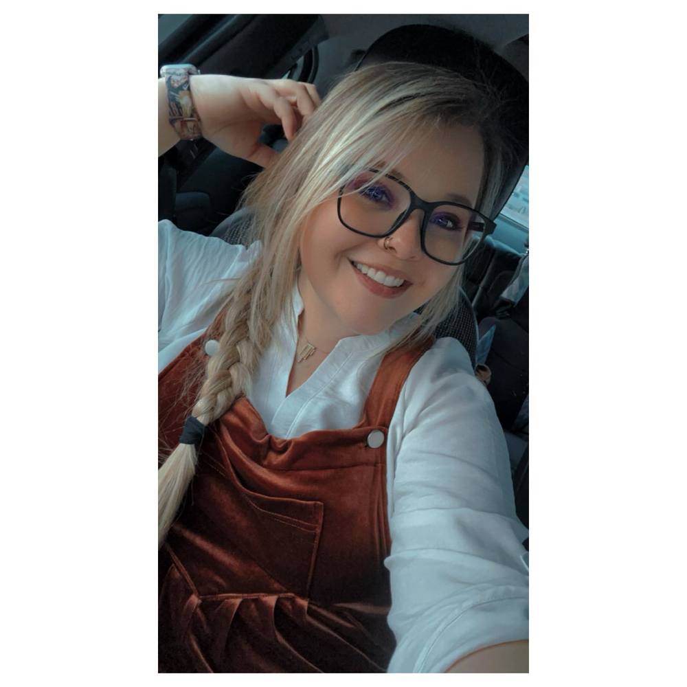Meet your Posher, Kalie